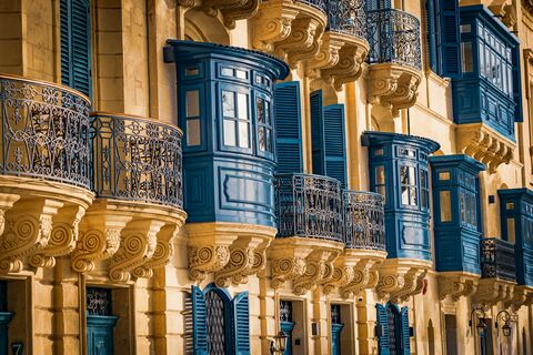 Blue Enclosed Balconies, jigsaw puzzle photo