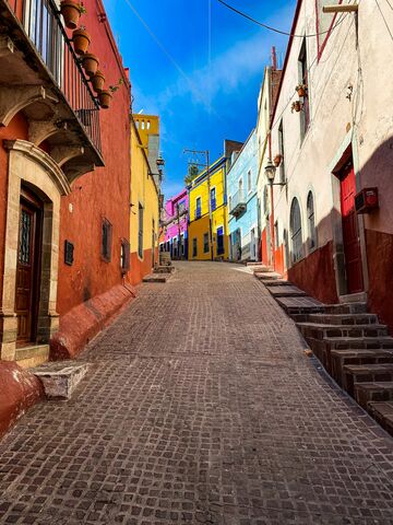 Colonial Cobbled Lane, jigsaw puzzle photo