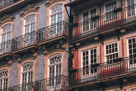 Tiled Facade Balconies, jigsaw puzzle photo